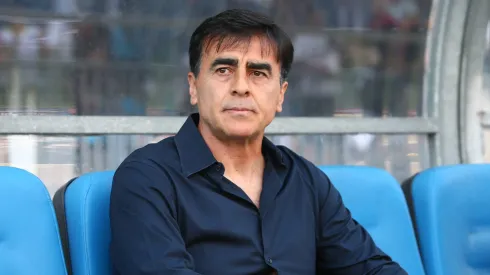 Gustavo Quinteros se mete en la pelea por 9 pretendido por Colo Colo.