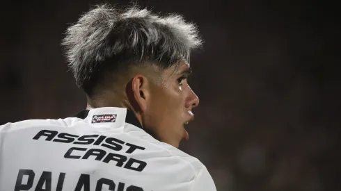 Carlos Palacios estalla por rumores de posible partida de Colo Colo.