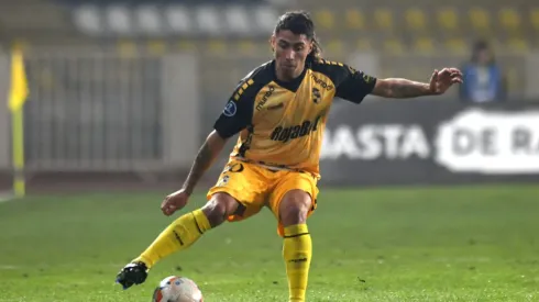 ¡No hay trato con Everton! Colo Colo se ilusiona con Luciano Cabral.