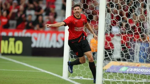 Noticias Colo Colo hoy: refuerzos, Mauricio Isla, Lucas Di Yorio y más.