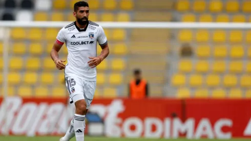 Emiliano Amor no se mueve de Colo Colo.