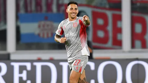 Colo Colo debe pagar la cláusula de Javier Correa en Estudiantes.