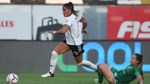 Tatiele Silveira se rinde ante María José Urrutia luego de victoria de Colo Colo en el Superclásico.