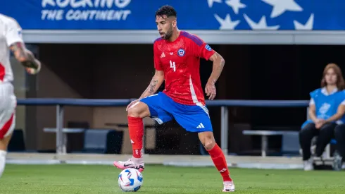 Representante de Mauricio Isla da detalles de la negociación con Colo Colo.