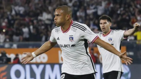 ¿Sueldo de Benegas sirve para un tercer refuerzo de Colo Colo?