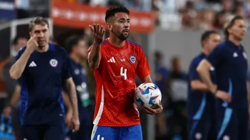 Independiente vuelve a bajar la cláusula por Mauricio Isla.