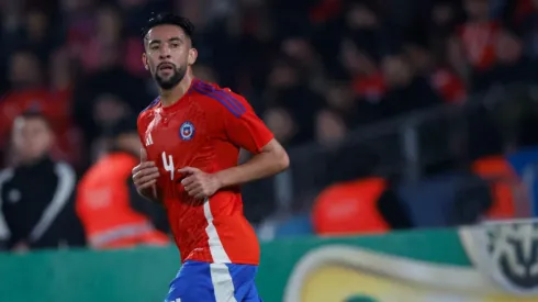 Mauricio Isla sigue a la espera para ser refuerzo de Colo Colo.