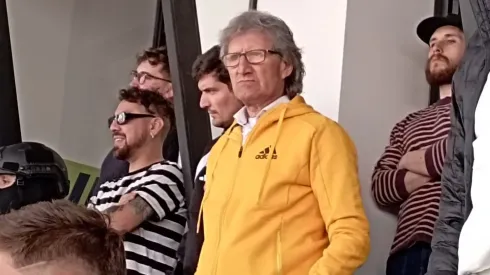 Daniel Morón repleto de amarillo