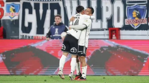 Los jugadores de Colo Colo festejan el triunfo por 1-0 ante Junior de Barranquilla en la ida de los cuartos de final de la Copa Libertadores 2024.