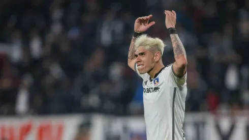 Jorge Almirón explica la ausencia de Carlos Palacios en el Colo Colo vs Everton.