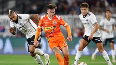 En Cobreloa se rinden ante Colo Colo y le demuestran respeto a Jorge Almirón.