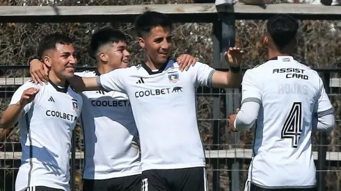 Colo Colo Proyección vuelve a los abrazos