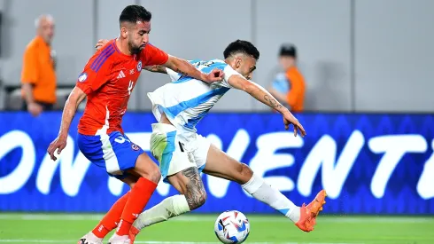 ¿Cuándo juega Chile vs Argentina y quién transmite?