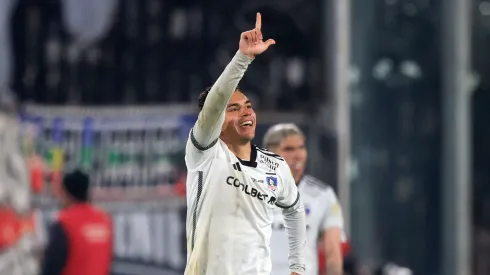 Vicente Pizarro tiene nueva cláusula de salida en Colo Colo. | Imagen: Imago.