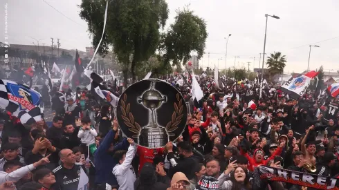 El gran recibimiento de los hinchas a Colo Colo en el Monumental.