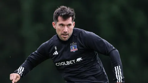 El motivo por el que Fuentes no puede jugar en Colo Colo este 2024.