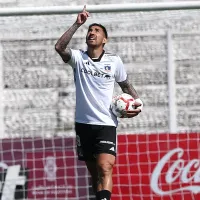 ¿Llega al partido con Iquique? El diagnóstico de la lesión de Javier Correa en Colo Colo