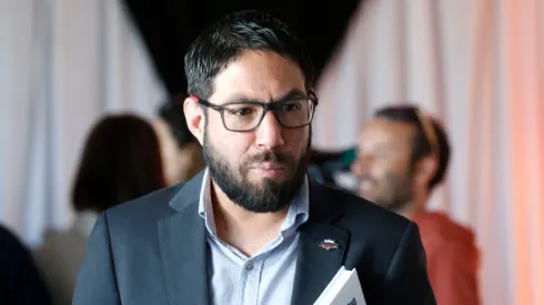 Duro revés para Matías Camacho que buscaba defender su presidencia en el CSD Colo Colo.