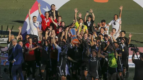 Minuto a minuto: las celebraciones de Colo Colo campeón.