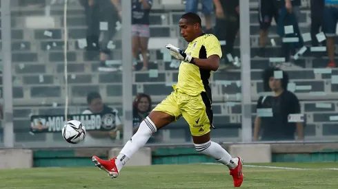 ¿Se va de Colo Colo? En Rancagua informan que Omar Carabalí es seguido desde O'Higgins.