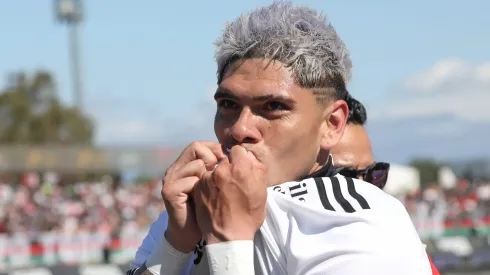 Carlos Palacios se refiere a su futuro en Colo Colo.