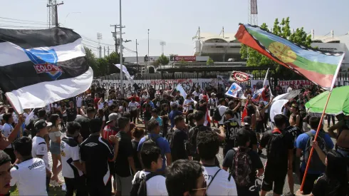Llaman a nueva convocatoria de hinchas para serie de Colo Colo.