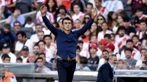 Gustavo Quinteros busca el título con Vélez Sarsfield en Argentina.