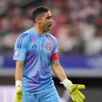 ¿Lo convencerán? El importante paso en el posible regreso de Claudio Bravo a Colo Colo