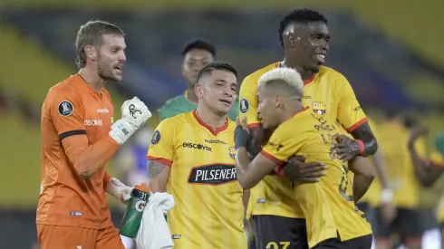 Siguen ofreciendo nombres: Radio ADN revela el futbolista que puede ser refuerzo de Colo Colo.