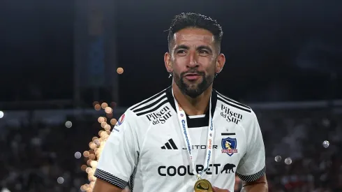 Garrido encariñado con Isla: “Es el típico jugador para Colo Colo”.