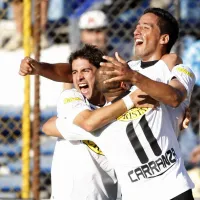 Retiro de Lucas Barrios: los recordados goles del delantero en su paso por Colo Colo