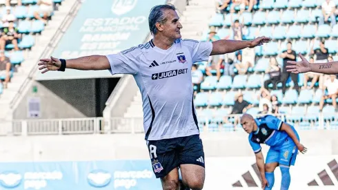 Fernando Vergara volvió a festejar con la camiseta de Colo Colo.