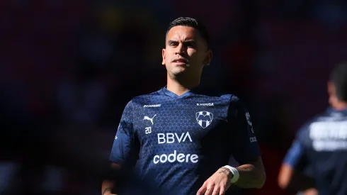 ¿Complica a Colo Colo? Lesión le abre chances a Vegas en Monterrey.