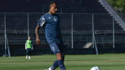 ¿Se ilusiona Colo Colo? Independiente Rivadavia se abre a la salida de Sebastián Villa.