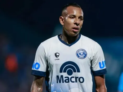 Colo Colo recibe malas noticias por el fichaje de Sebastián Villa