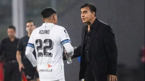 Claudio Aquino revela rol clave de Gustavo Quinteros en su llegada a Colo Colo.