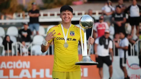 Arquero juvenil de Colo Colo podría fichar en club de la Primera División.