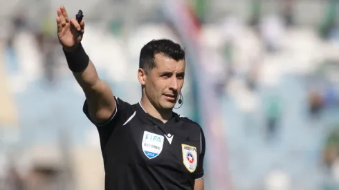 El árbitro frente a La Serena: las grandes polémicas de Fernando Véjar contra Colo Colo.