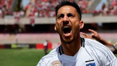 Javier Correa anotó cuatro goles en sus últimos dos partidos con Colo Colo.