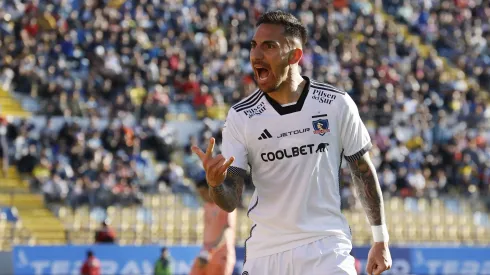 Correa vuelve a bromear a la U con el título de campeón.