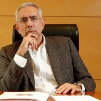 ¡Derecho de admisión! Las duras sanciones que arriesga Carlos Cortés tras agredir a Aníbal Mosa