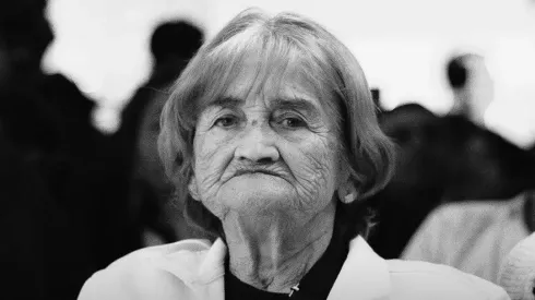 Con emotivos mensajes: En el Cacique reaccionan a la muerte de María Colo Colo.