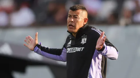 La tentación que podría recibir Almirón para salir de Colo Colo.