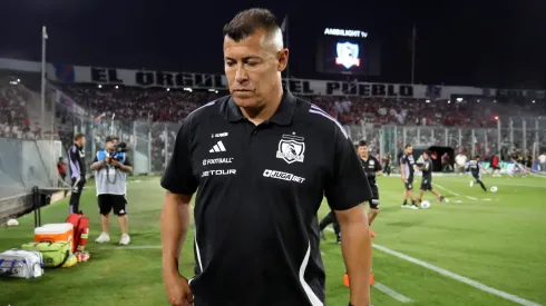 ¿Renuncia? La decisión de Jorge Almirón si Colo Colo cae con Racing por Copa Libertadores.