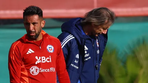 La explicación de Gareca para marginar a Isla de la nómina de Chile.