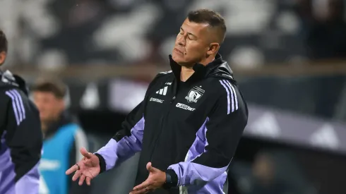 La opción que se abre para Colo Colo para reemplazar a Almirón.