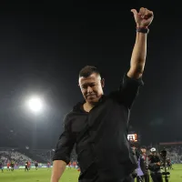 Encuesta | Después de las declaraciones de su representante: ¿Debe seguir Almirón en Colo Colo?