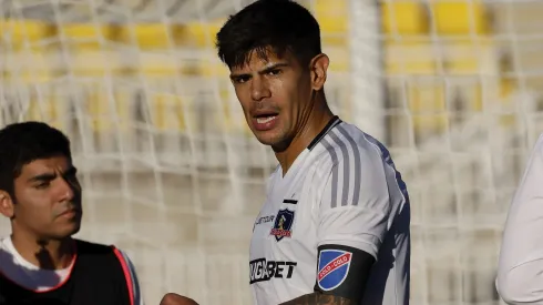 ¿No quiso ser capitán? La confusa acción de Esteban Pavez en derrota de Colo Colo.