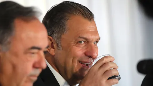 Aníbal Mosa respira tranquilo en Colo Colo.