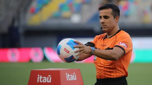 Todo listo para el Superclásico: duelo entre Colo Colo vs U ya tiene árbitro designado.